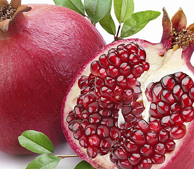 Red-Pepper and Walnut Dip with Pomegranate